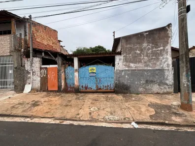 Imóvel Comercial à venda, 484m² no Vila Santa Luzia, Bauru
