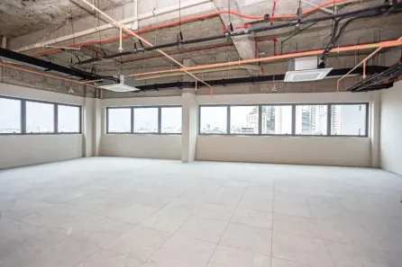 Sala Comercial para alugar, 122m² no Juvevê, Curitiba
