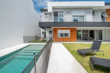 Casa de Condomínio com 4 Quartos à venda, 488m² no Hípica, Porto Alegre