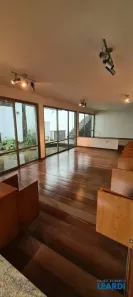 Casa com 3 Quartos à venda, 376m² no Vila Tramontano, São Paulo