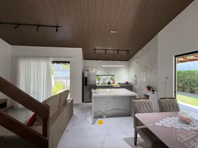 Casa de Condomínio com 3 Quartos à venda, 140m² no Centro, Lauro de Freitas
