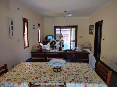 Casa com 3 Quartos à venda, 153m² no Balneário Três Marias, Peruíbe