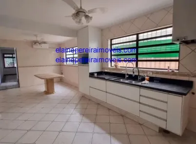 Sobrado com 4 Quartos à venda, 180m² no Jardim das Vertentes, São Paulo