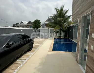 Casa de Condomínio com 5 Quartos à venda, 350m² no Recreio dos Bandeirantes, Rio de Janeiro