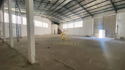 Galpão/Depósito/Armazém para alugar, 500m² no Jardim Satélite, São José dos Campos