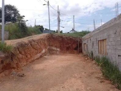 Lote/Terreno à venda, 150m² no São João, Itapevi