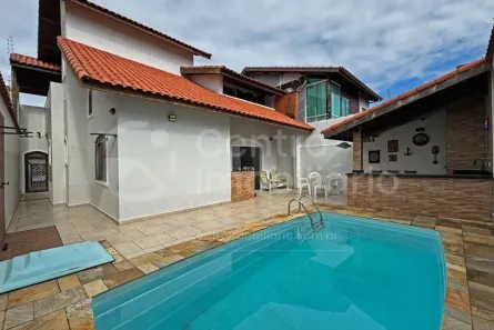 Casa com 4 Quartos à venda, 205m² no Jardim Casablanca, Peruíbe