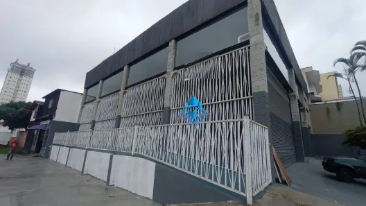 Galpão/Depósito/Armazém para alugar, 610m² no Nova Petrópolis, São Bernardo do Campo