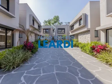 Casa de Condomínio com 4 Quartos para venda ou aluguel, 850m² no Chácara Santo Antônio (Zona Sul), São Paulo
