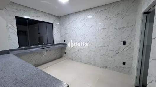 Imóvel Comercial com 2 Quartos à venda, 70m² no Jardim Europa, Uberlândia