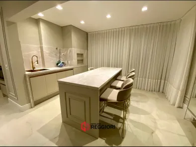 Apartamento com 3 Quartos à venda, 130m² no Pioneiros, Balneário Camboriú