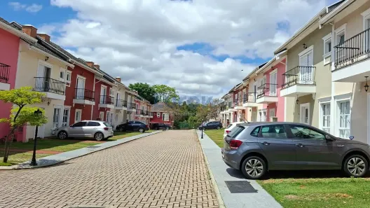 Casa de Condomínio com 3 Quartos para alugar, 112m² no Parque Nova Suíça, Valinhos
