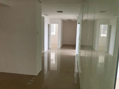 Sala Comercial à venda, 125m² no Caminho das Árvores, Salvador