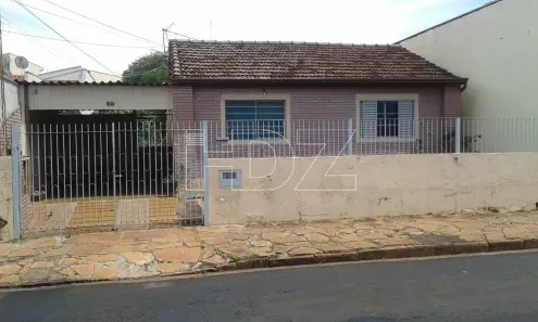 Casa com 2 Quartos à venda, 123m² no Centro, Araraquara