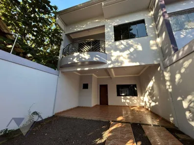 Sobrado com 3 Quartos para alugar, 202m² no Recanto Tropical, Cascavel