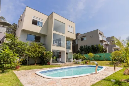 Casa com 4 Quartos à venda, 439m² no Córrego Grande, Florianópolis