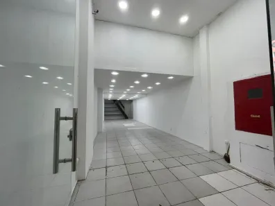 Ponto Comercial para alugar, 56m² no Jardim Botânico, Rio de Janeiro