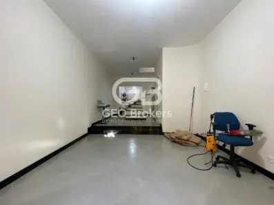 Sobrado com 4 Quartos à venda, 247m² no Residencial Santa Paula, Jacareí