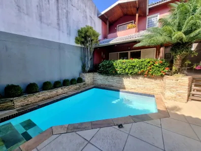 Casa de Condomínio com 3 Quartos à venda, 269m² no Jacarepaguá, Rio de Janeiro