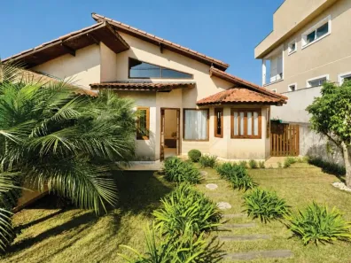 Casa de Condomínio com 3 Quartos à venda, 259m² no Pitas, Cotia