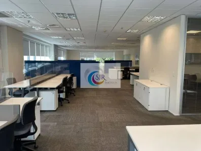 Sala Comercial para alugar, 136m² no Cidade Monções, São Paulo