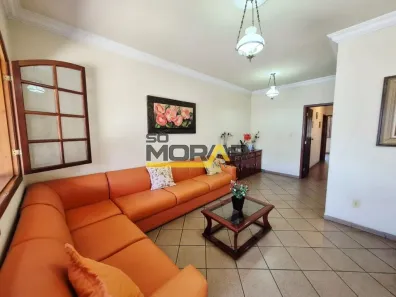 Casa com 3 Quartos à venda, 224m² no Dom Joaquim, Belo Horizonte
