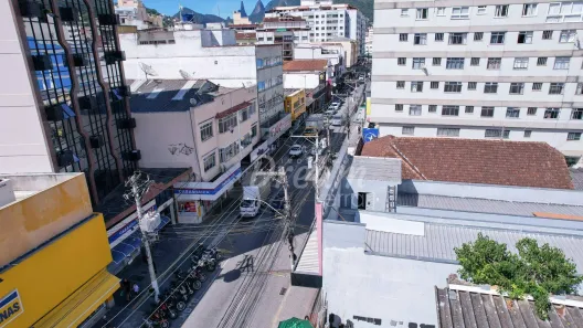 Ponto Comercial à venda, 980m² no Várzea, Teresópolis