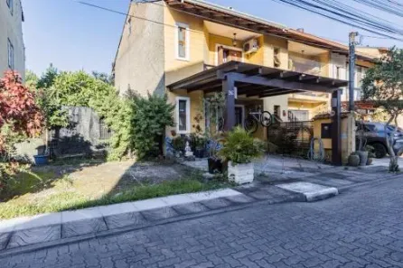 Casa de Condomínio com 2 Quartos à venda, 195m² no Hípica, Porto Alegre
