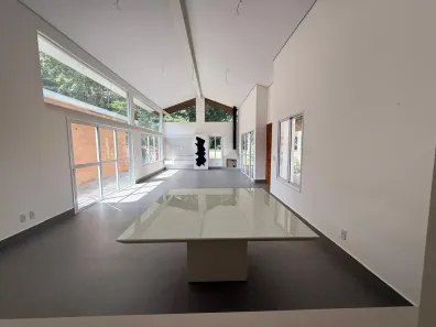 Casa com 3 Quartos à venda, 250m² no Santo Amaro, São Paulo