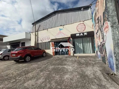Galpão/Depósito/Armazém à venda, 215m² no Jardim Satélite, São José dos Campos