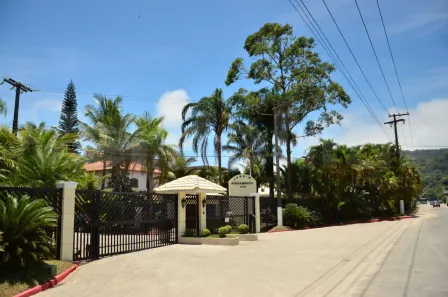 Casa com 3 Quartos à venda, 240m² no Balneário Praia do Pernambuco, Guarujá