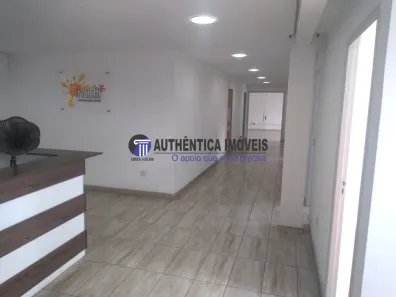 Galpão/Depósito/Armazém à venda, 690m² no Santa Maria, Osasco