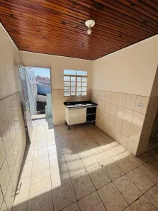 Casa com 1 Quarto para alugar, 19m² no Vila Medeiros, São Paulo