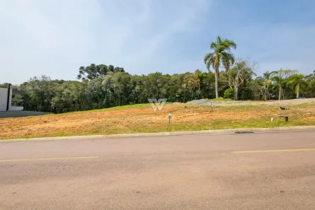 Lote/Terreno à venda, 735m² no Cidade Industrial, Curitiba