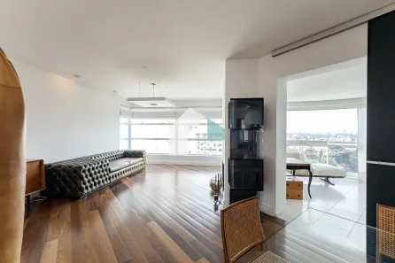 Apartamento com 3 Quartos à venda, 188m² no Água Verde, Curitiba