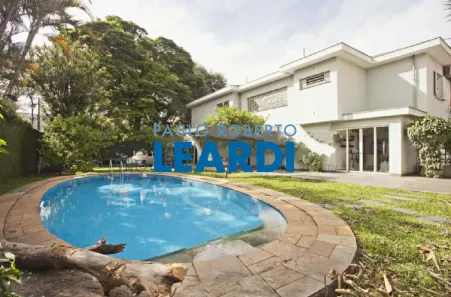 Sobrado com 4 Quartos à venda, 700m² no Jardim Paulistano, São Paulo