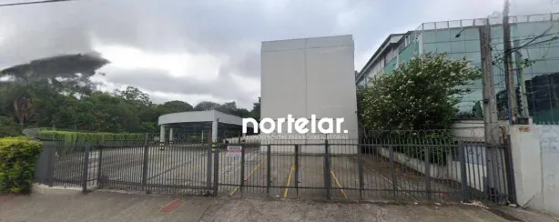 Galpão/Depósito/Armazém para venda ou aluguel, 956m² no Lapa, São Paulo