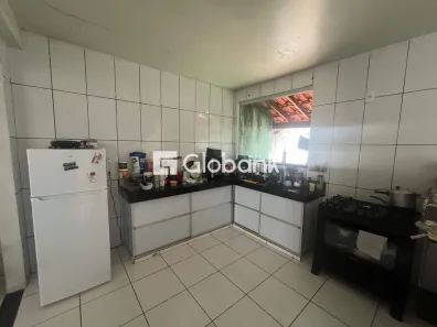 Casa com 2 Quartos à venda, 100m² no Acácias, Montes Claros