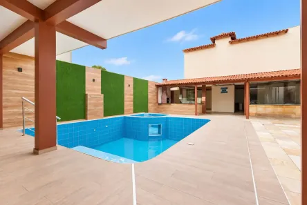 Casa de Condomínio com 8 Quartos à venda, 450m² no Águas Brancas, Ananindeua