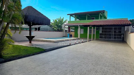 Casa com 4 Quartos à venda, 200m² no Guaratuba, Guaratuba