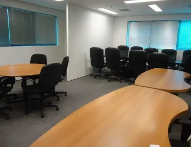 Sala Comercial para alugar, 191m² no Jardim Edith, São Paulo