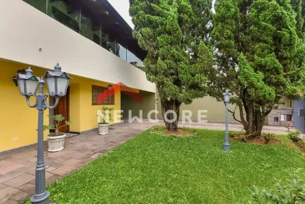 Casa com 5 Quartos à venda, 485m² no Ahú, Curitiba