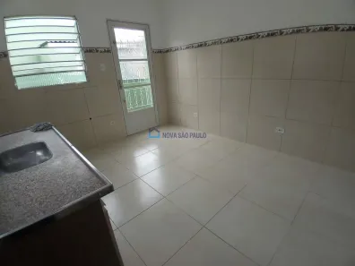 Casa com 2 Quartos para alugar, 65m² no Vila Babilônia, São Paulo