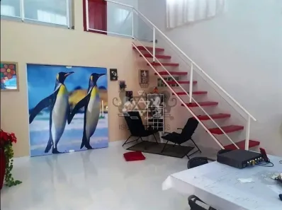 Sobrado com 3 Quartos à venda, 208m² no Jardim Britânia, Caraguatatuba