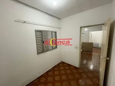 Casa com 1 Quarto para alugar, 40m² no Vale dos Machados, Guarulhos