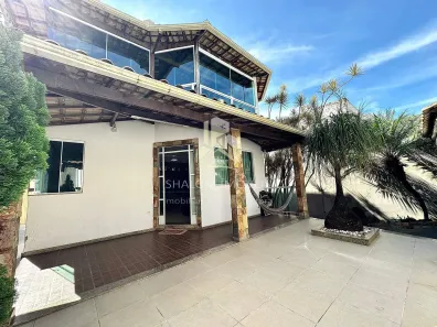 Casa com 4 Quartos à venda, 360m² no Parque Xangri-Lá, Contagem