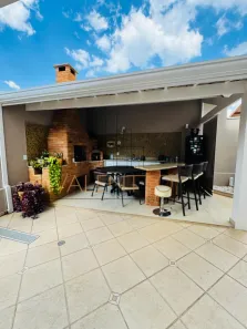 Casa de Condomínio com 3 Quartos à venda, 219m² no Roncáglia, Valinhos