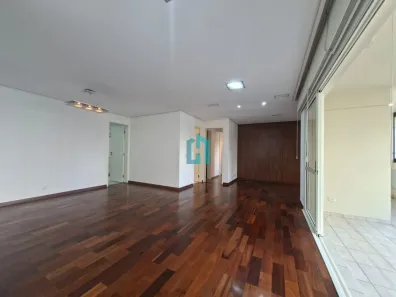 Apartamento com 3 Quartos para alugar, 130m² no Moema, São Paulo