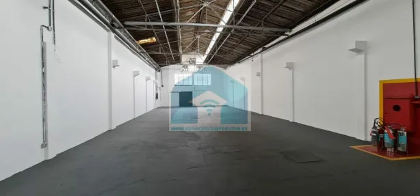 Galpão/Depósito/Armazém para venda ou aluguel, 437m² no Chácara Santo Antônio (Zona Sul), São Paulo