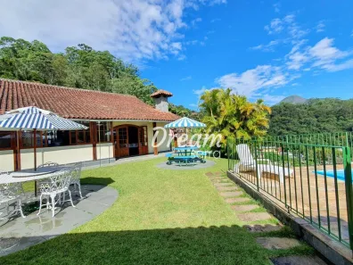Casa com 7 Quartos à venda, 242m² no Pimenteiras, Teresópolis